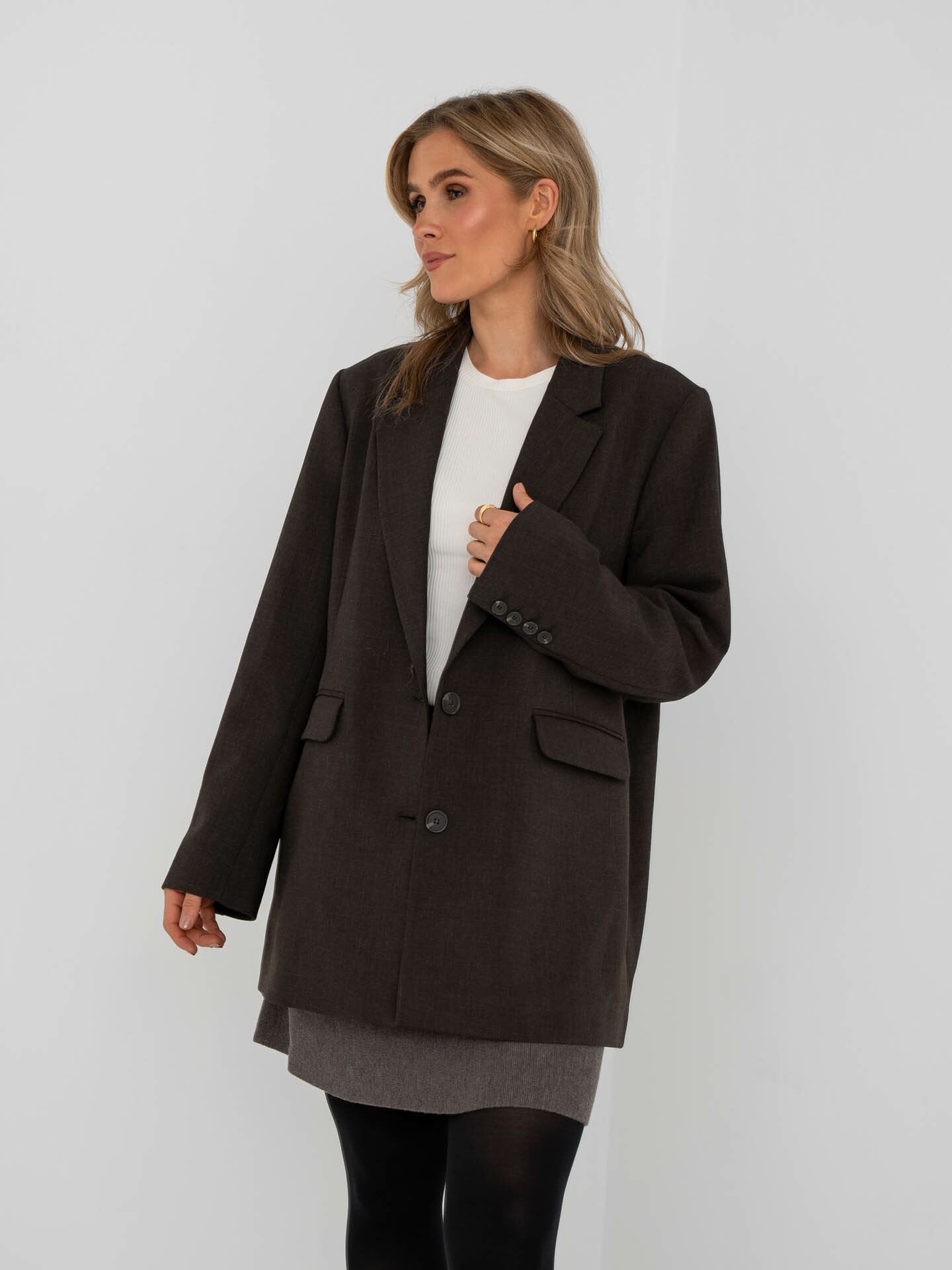 Selected Femme Rita Long Sleeve Relaxed Blazer - Brun | Getinspired.no
