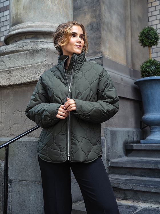 Selected Femme Cilla Quilted Jacket Deep Depths