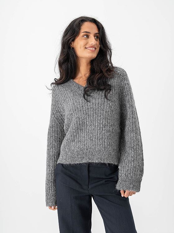 Selected Femme Anjuli Long Sleeve Knit V-Neck Medium Grey Melange