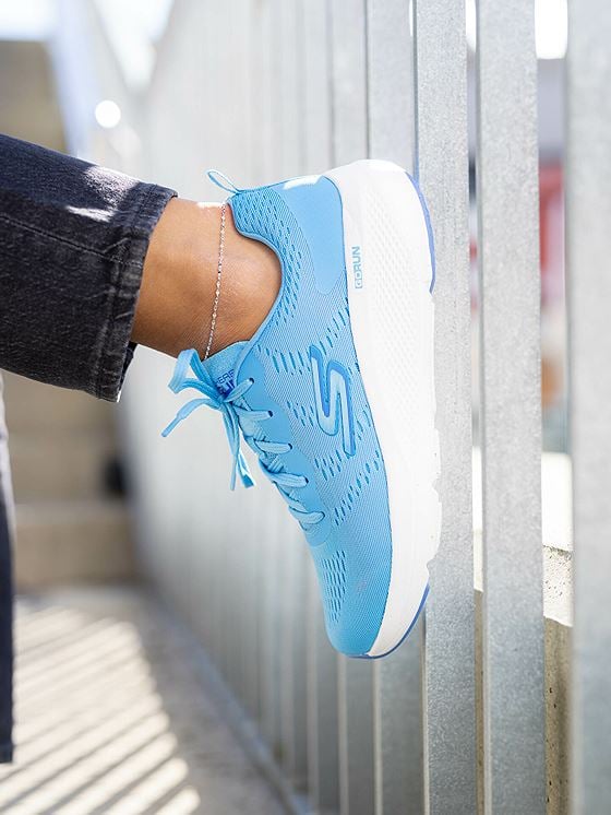 Skechers Go Run Elevate BLU