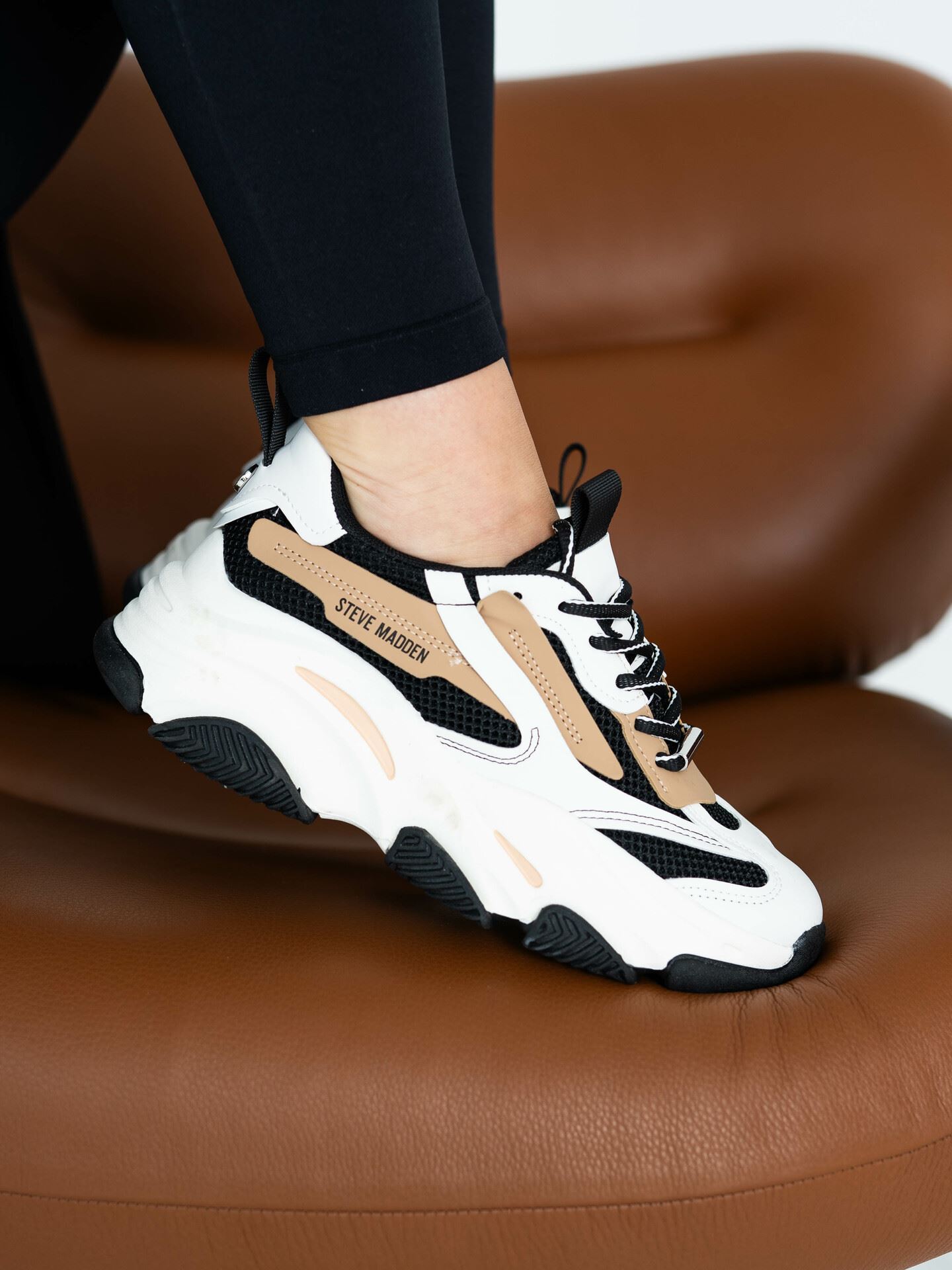 Steve Madden Possession Black/ Tan