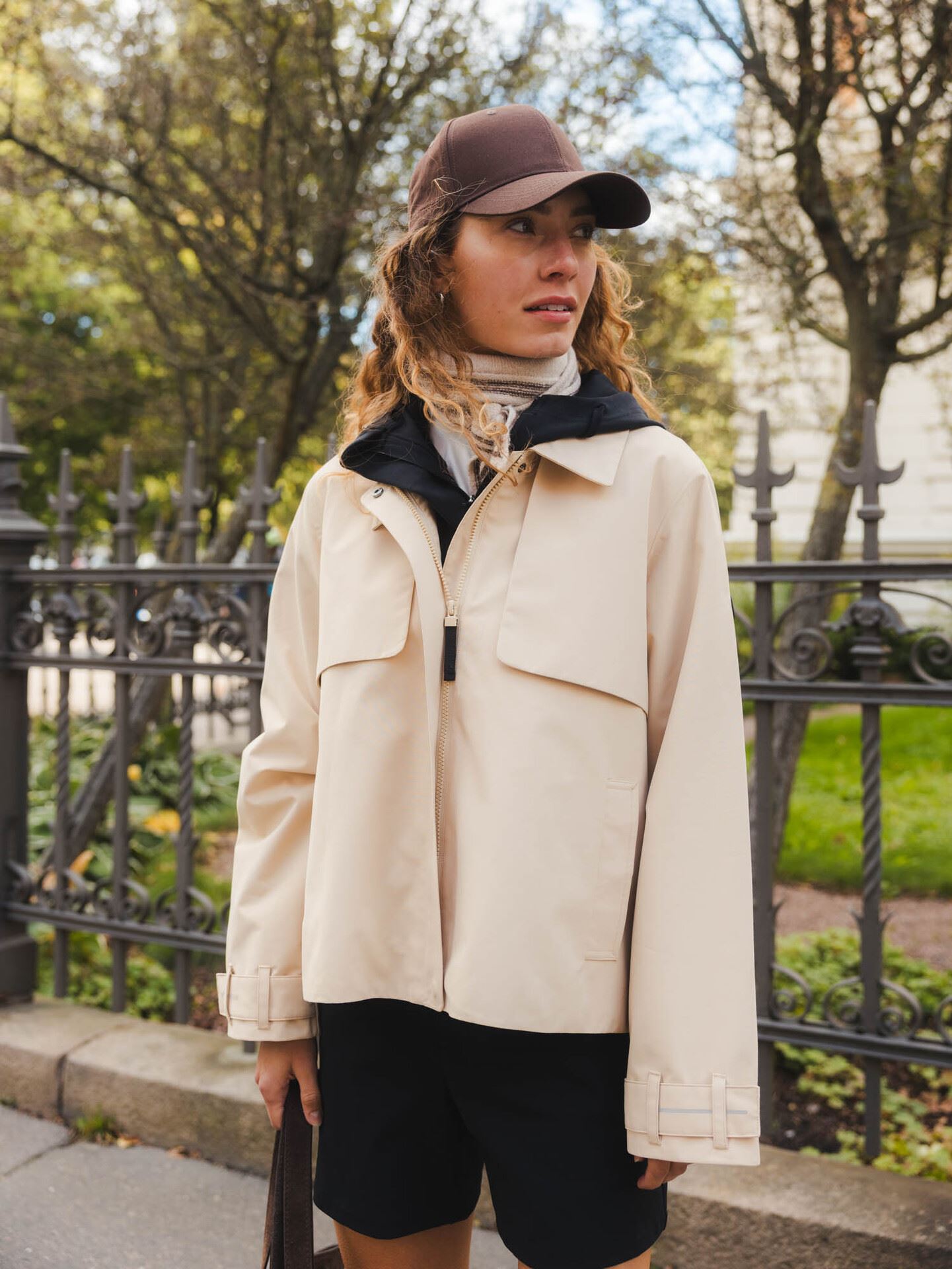 Twentyfour Mode Trench Jakke Sand