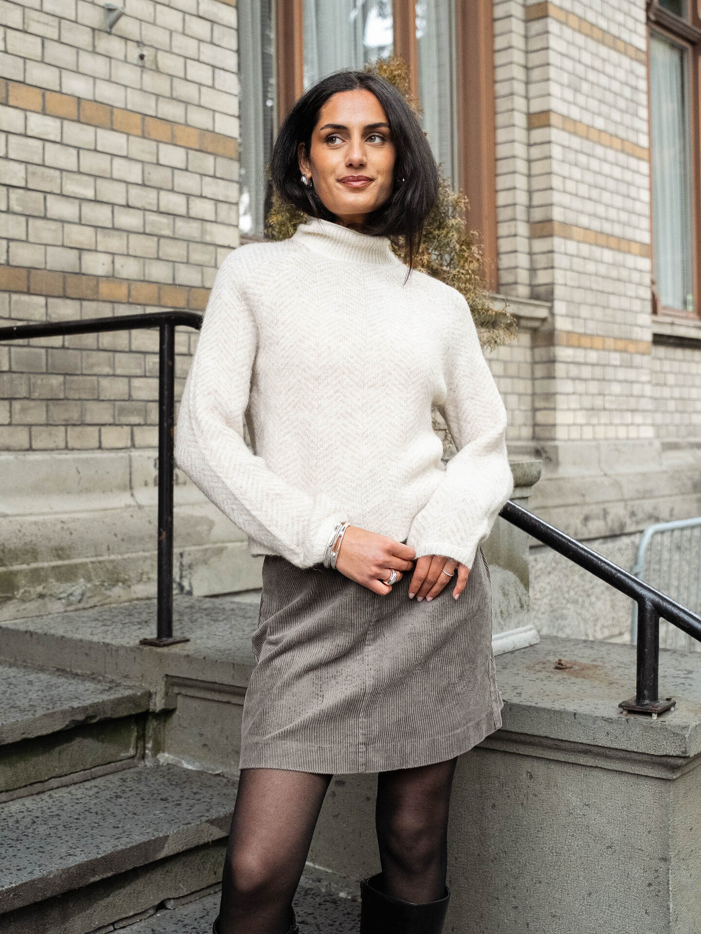 Vila Truien en vesten voor Dames | nieuwe collectie 2026 | België Vila Truien en vesten voor Dames | nieuwe collectie 2026 | België