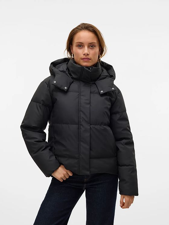 Vero Moda Greta Kylie Short Coated Coat Black