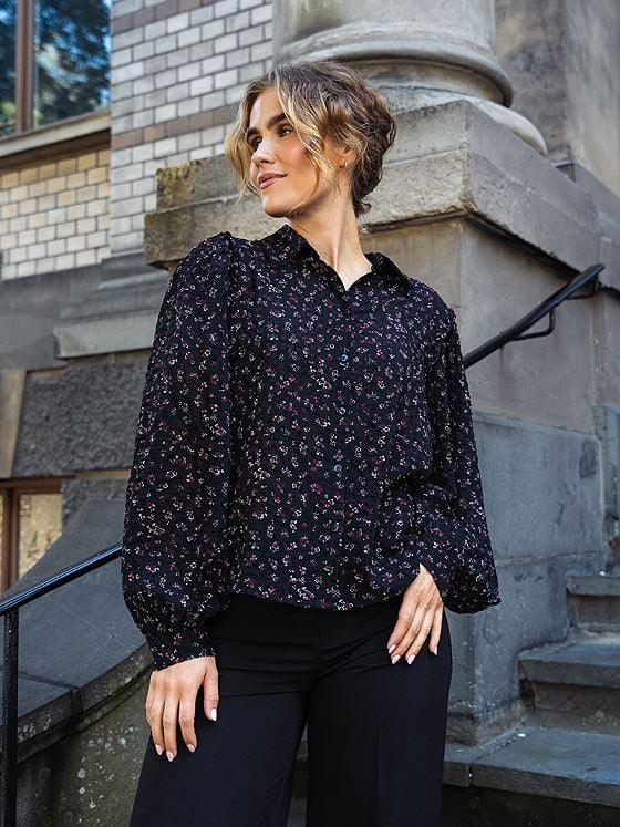 Vero Moda Aware Noelle Long Sleeve Shirt Black Zinfandel