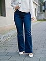 Wrangler Flare Dark Wash