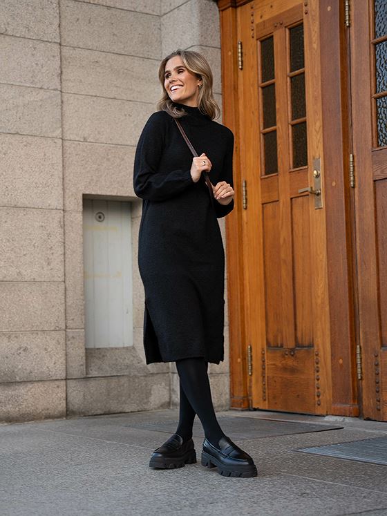 Y.A.S Balis Long Sleeve Funnel Knit Dress Black