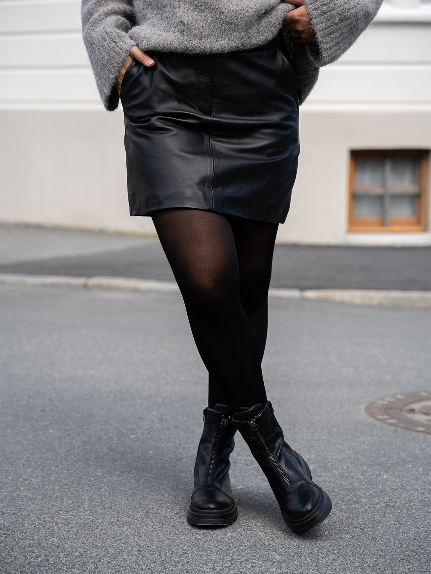 Y.A.S Lyma Leather Skirt Black
