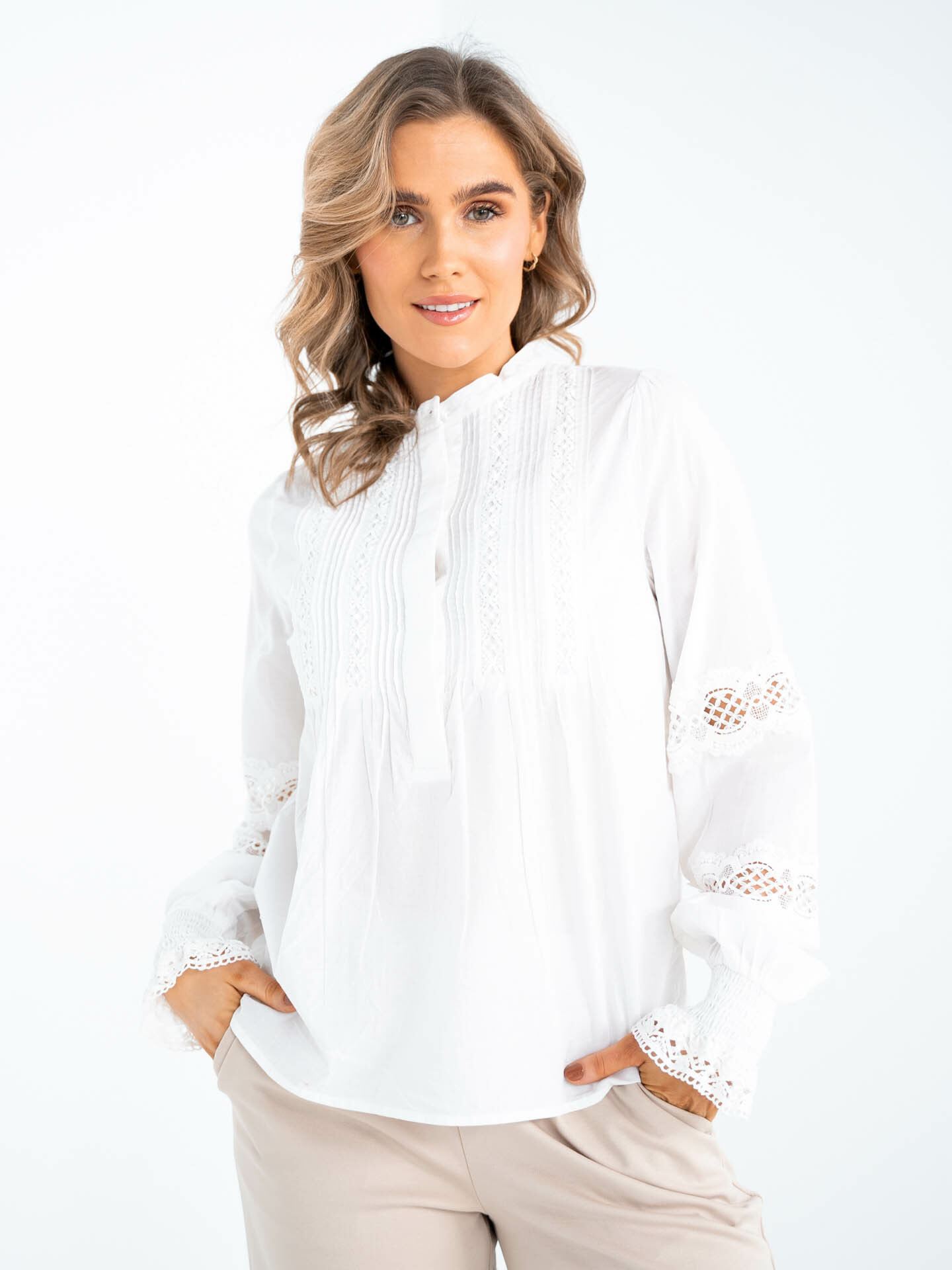 Y.A.S Nelsa Long Sleeve Top Star White