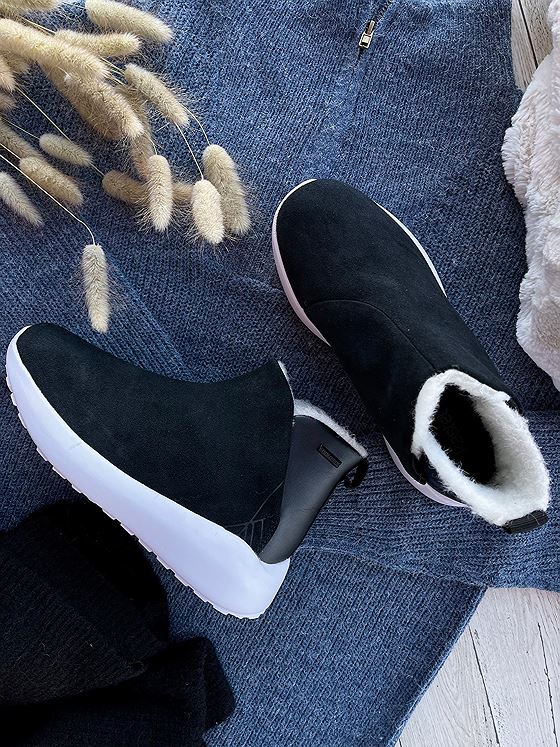 Kastel Røros Leather WR Coal Black