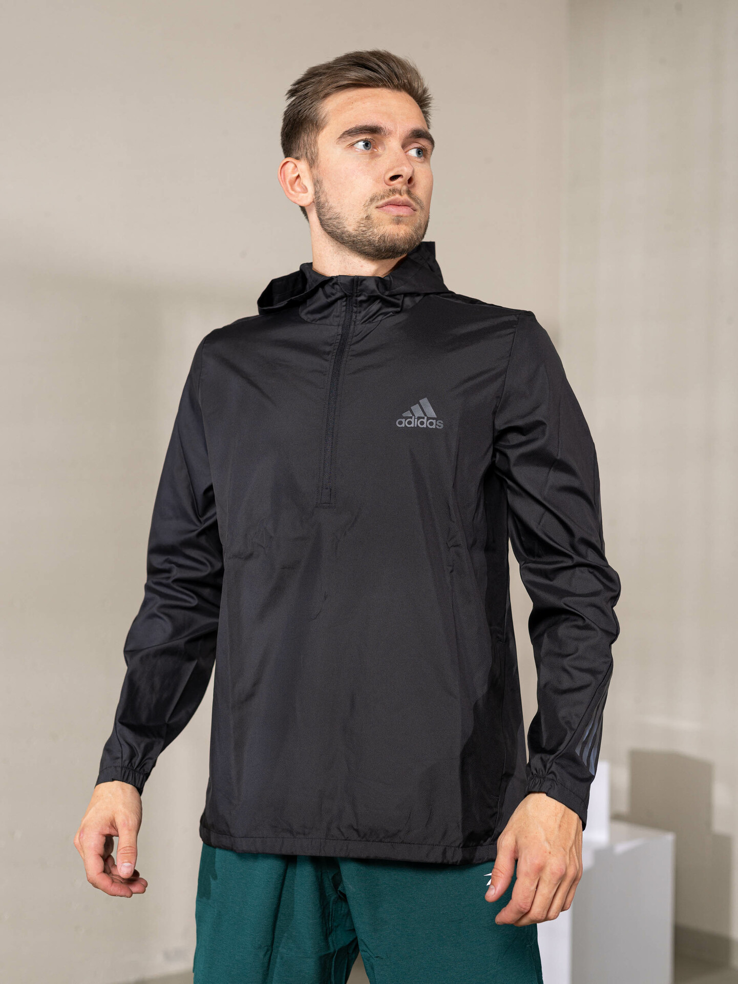 adidas Run Icons Jacket - Sort | Getinspired.no