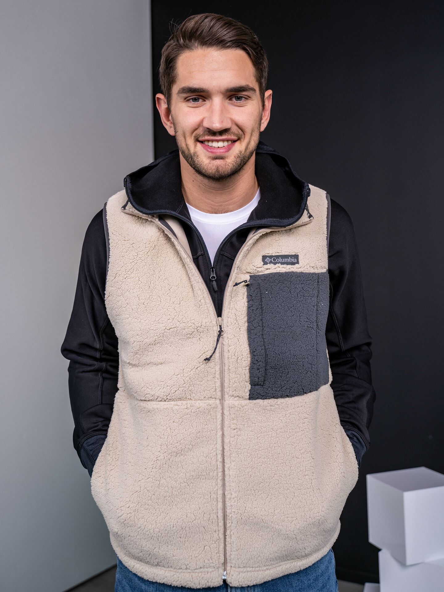 Columbia Mountainside Vest Ancient Fossil / Shark