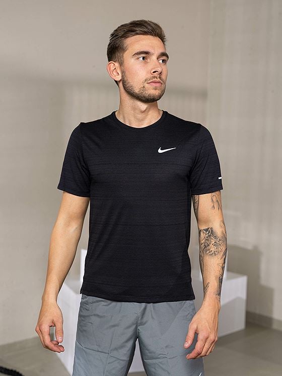 Nike Dri-Fit Miler Top Short Sleeve Svart