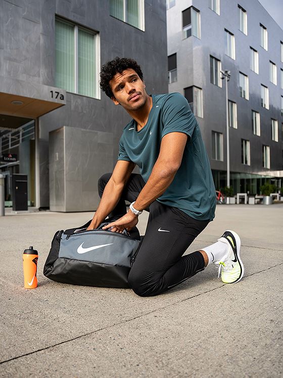 Nike Brasilia Training Duffel Bag 41L Grå