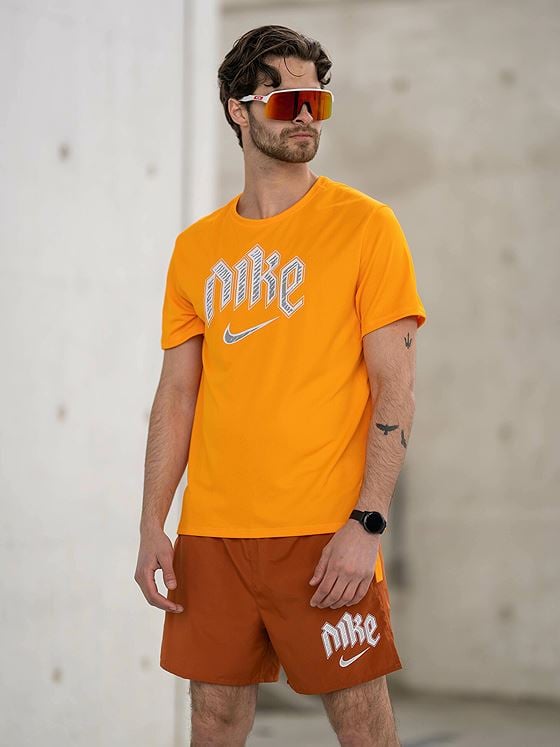 Nike Dri-Fit Run Division Miler Short Sleeve Vivid Orange