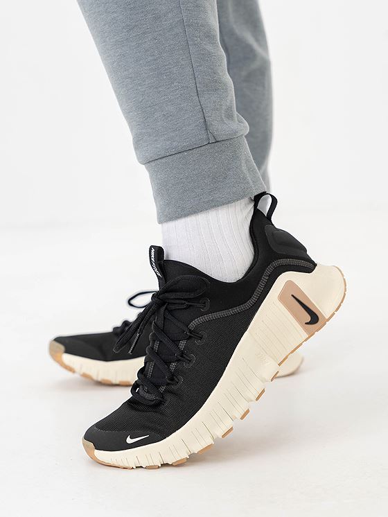 Nike Free Metcon 6 Black / Gum Light Brown / Coconut Milk