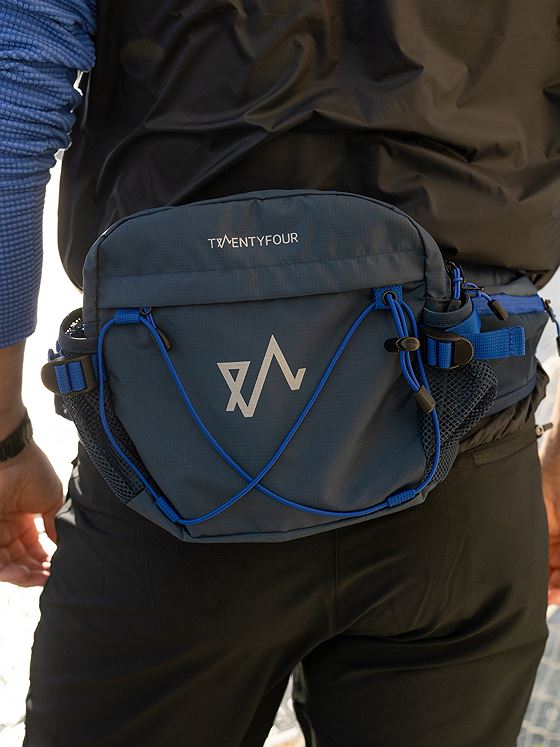 Twentyfour Flåm Midjesekk 4,5L Marineblå