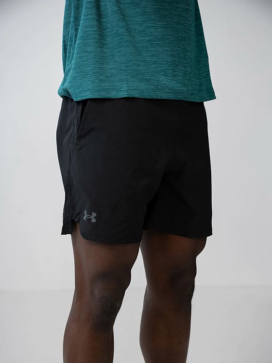 Under Armour Vanish Woven 6in Shorts Black / Pitch Gray