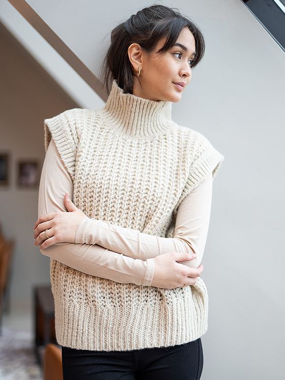 Moss Copenhagen Heidi M Neck Vest Oatmeal Melange
