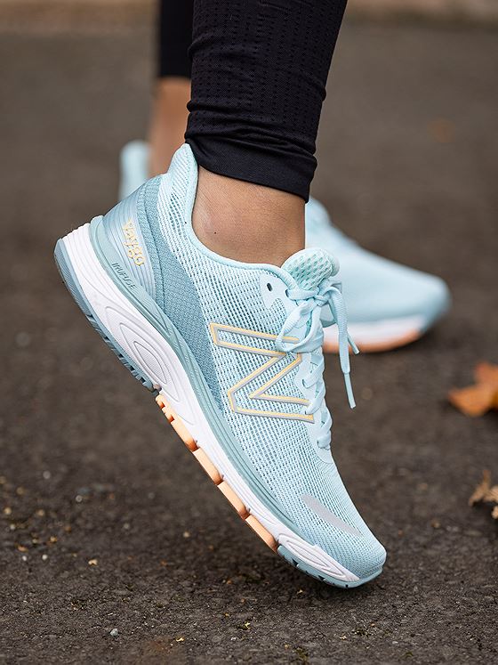New Balance Vaygo Pale blue chill / Light mango