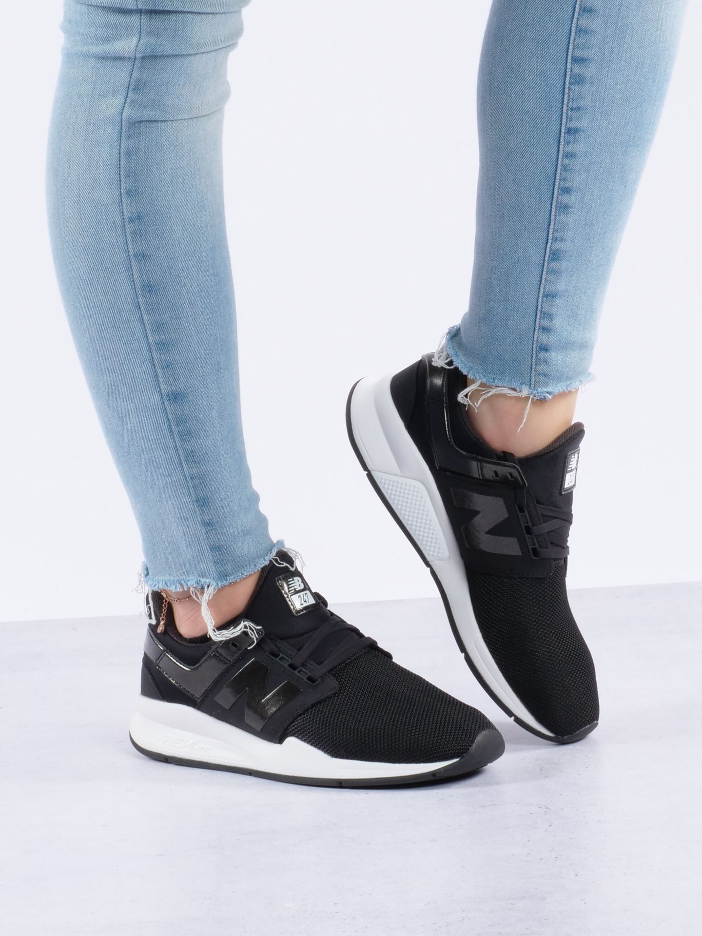 New Balance W247 Black Getinspired.no