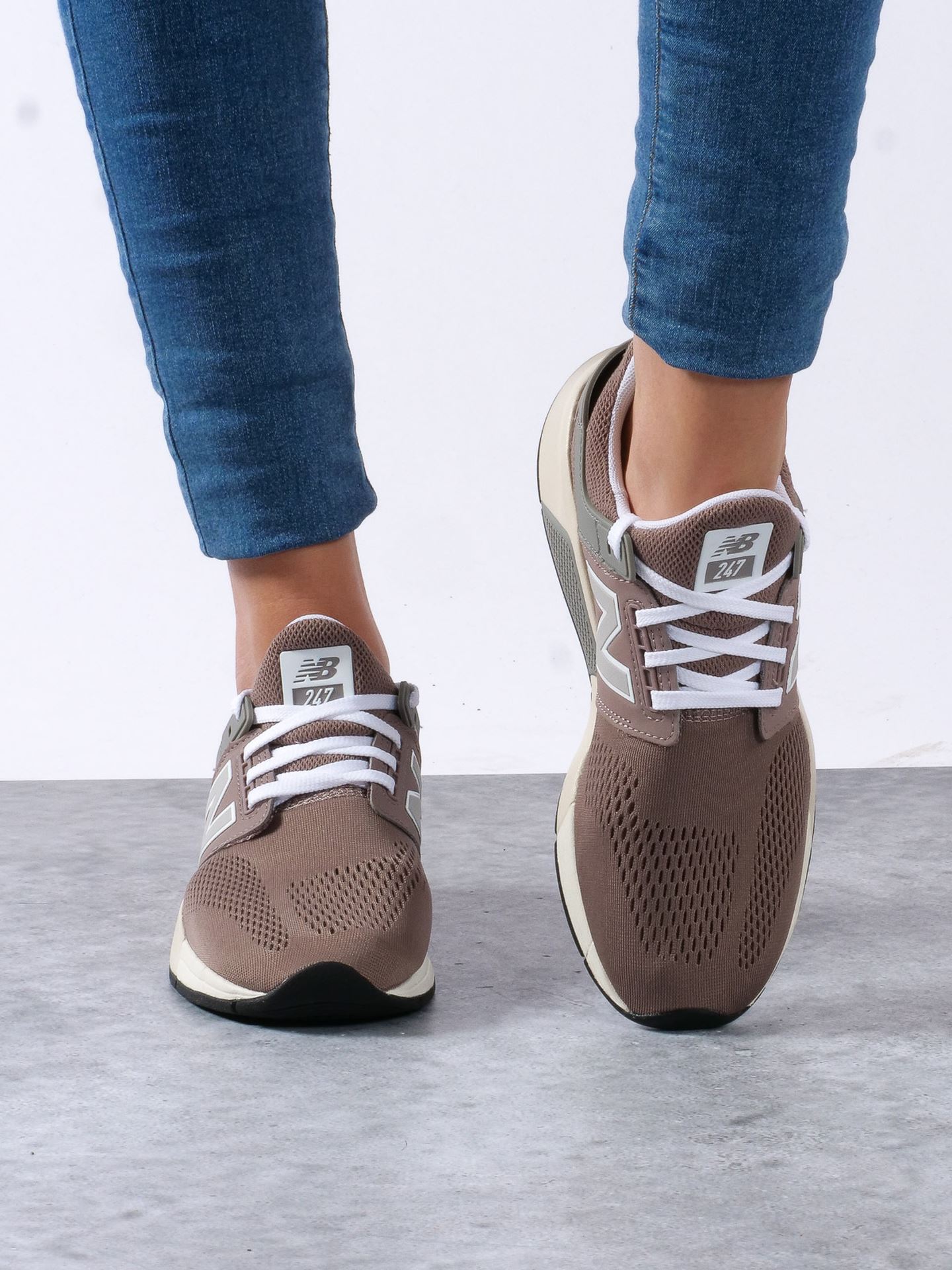 W247 new balance 2025