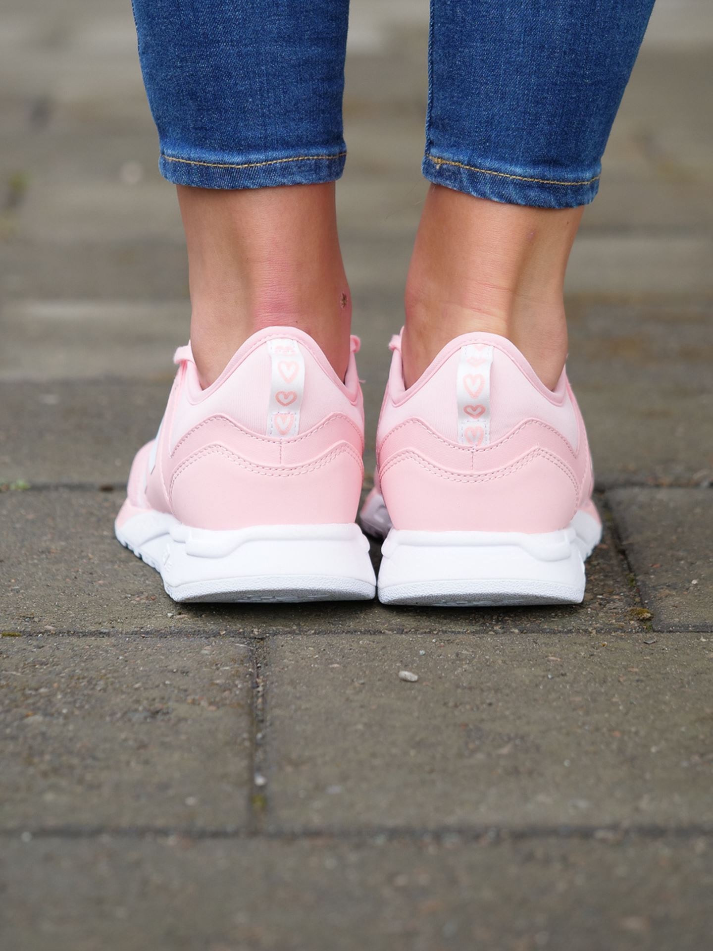 New Balance WRL247 Pink Getinspired.no