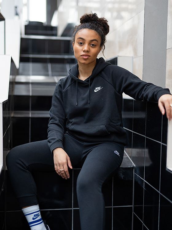 Nike Essential Hoodie Fleece Black - Main Image