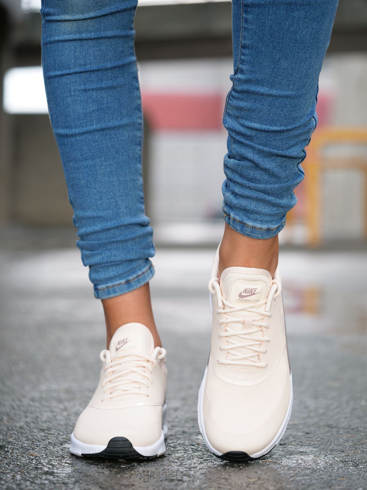 Nike air max thea guava on sale