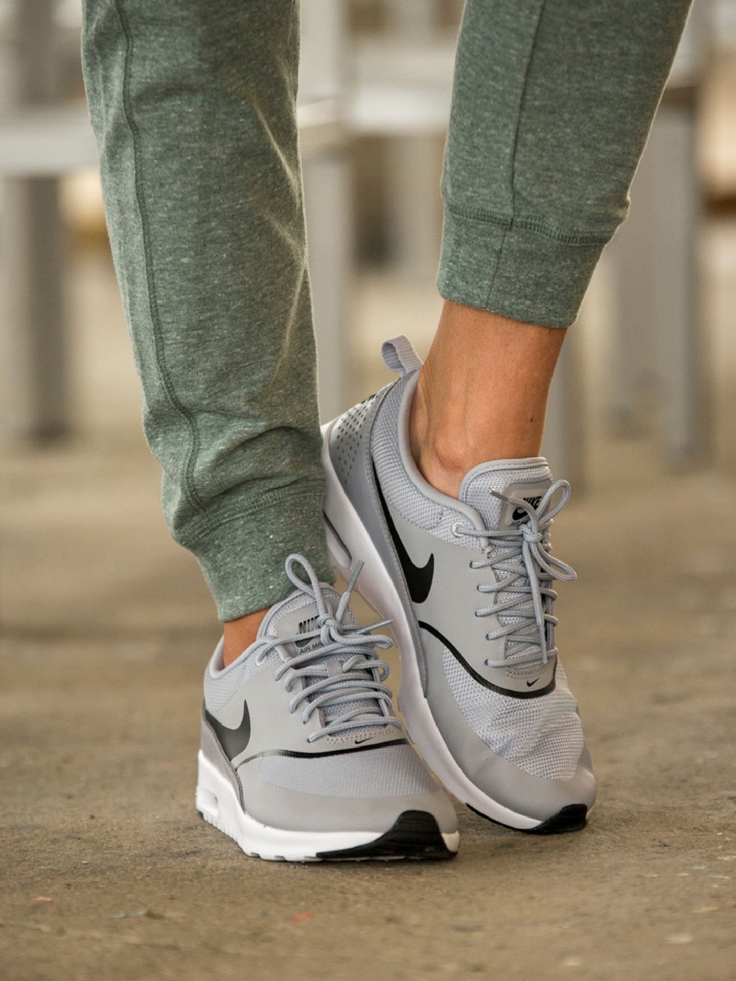 Air max thea grey shop