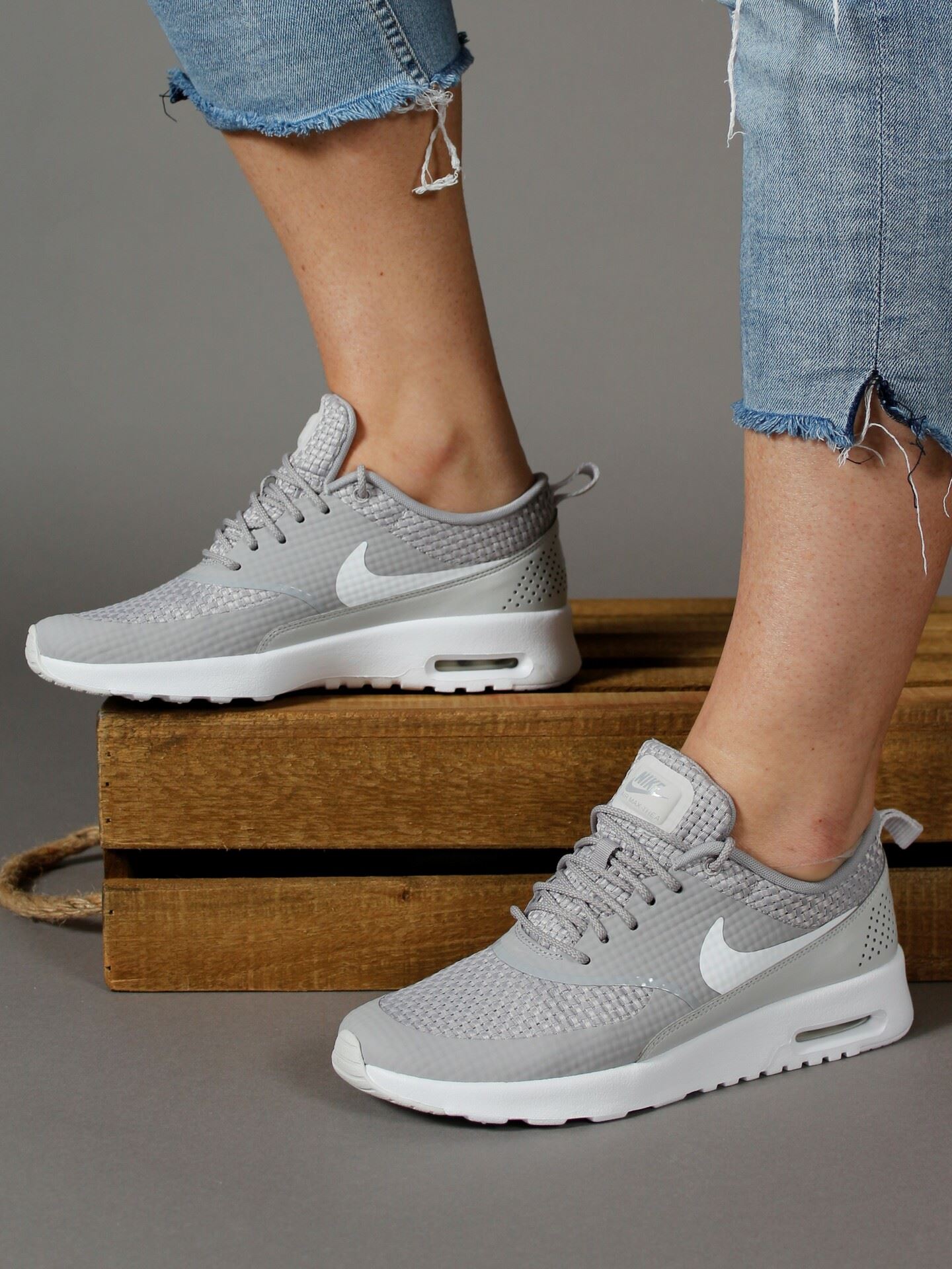 Nike air max thea atmosphere on sale grey