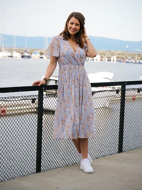NA-KD Wrap Pleated Midi Dress Light Blue Flower
