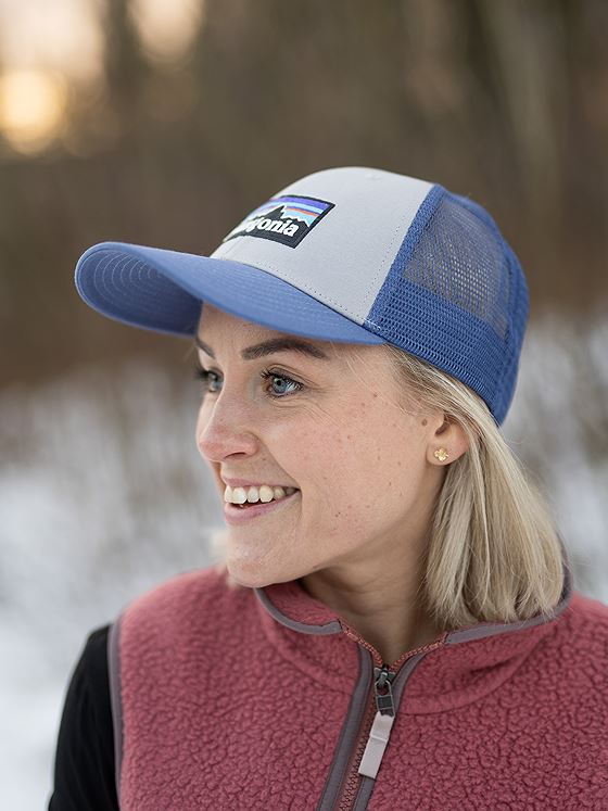 Patagonia P-6 Logo LoPro Trucker Hat Salt Grey w/Current Blue