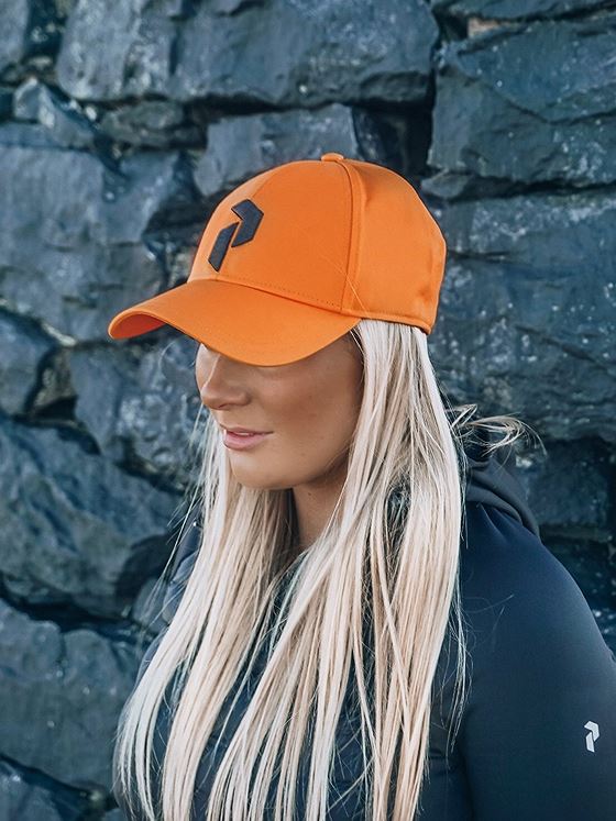 Peak Performance Retro Cap Explorange