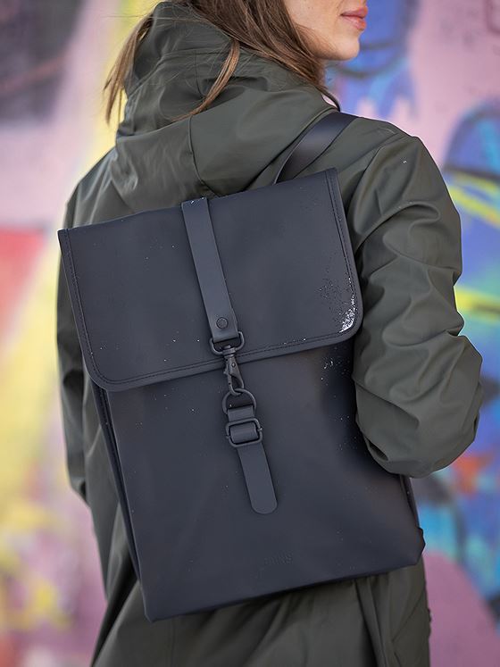 Rains Rucksack Black