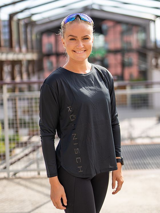 Röhnisch Ivy Loose Long Sleeve Svart