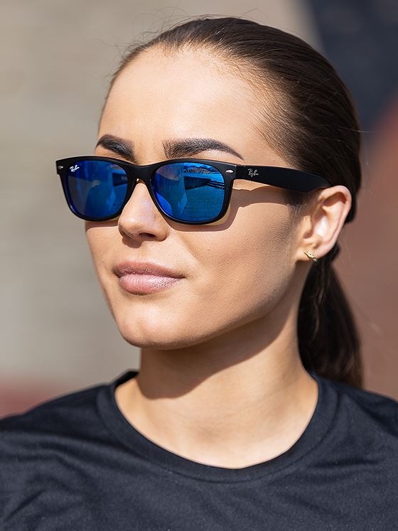 Ray-ban New Wayfarer Black / Blue Flash | Glassbredde på denne fargen er 55 mm