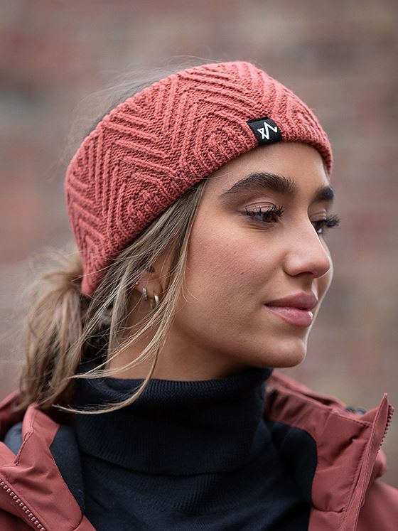 Twentyfour Finse Dalen Pannebånd Støvrød