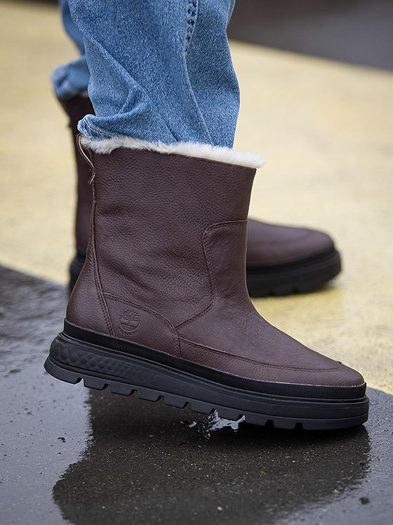 Timberland Ray City Pull on Warm Waterproof Boot Dark Brown