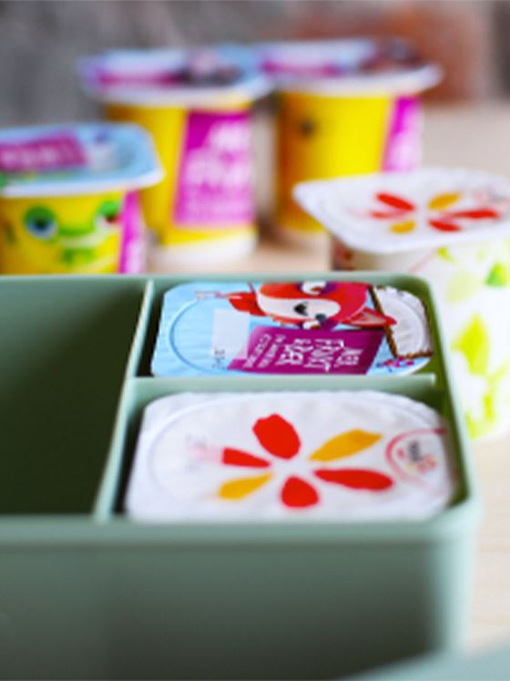 Blafre matboks i plast treroms jørn hvit/lys grønn