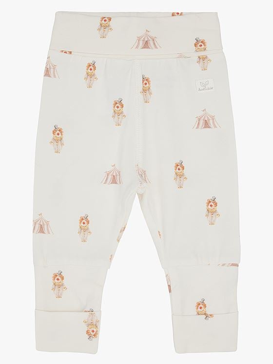 Hust and Claire Gabe Bukser Snow White