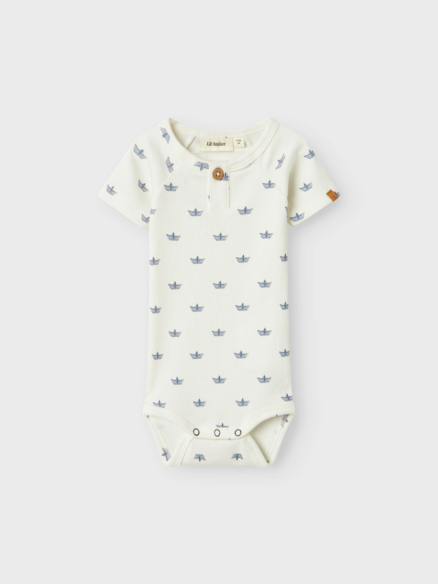 Lil- Atelier Lavo Eni Short Sleeve Slim Body Coconut Milk