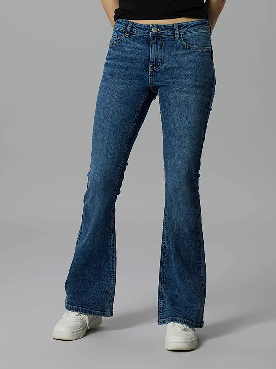 LMTD Bli Denim Low Waist Flared Pant Medium Blue Denim