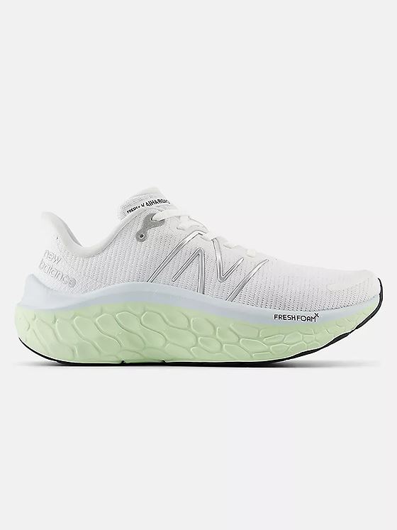 New Balance FreshFoam Kaiha Road White med Melon Water og Ice Blue