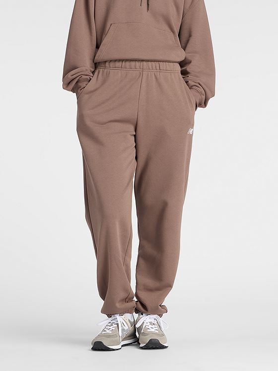 New Balance Sport Essentials French Terry Jogger Cortado