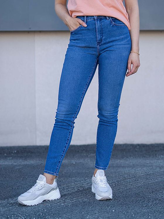 Wrangler High Rise Skinny Camellia