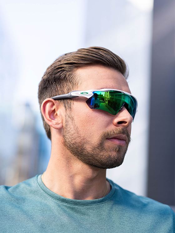 Oakley Radar Ev Path Polished White / Brilleglassfarge: Prizm Jade / Lysgjennomslipp: 14%